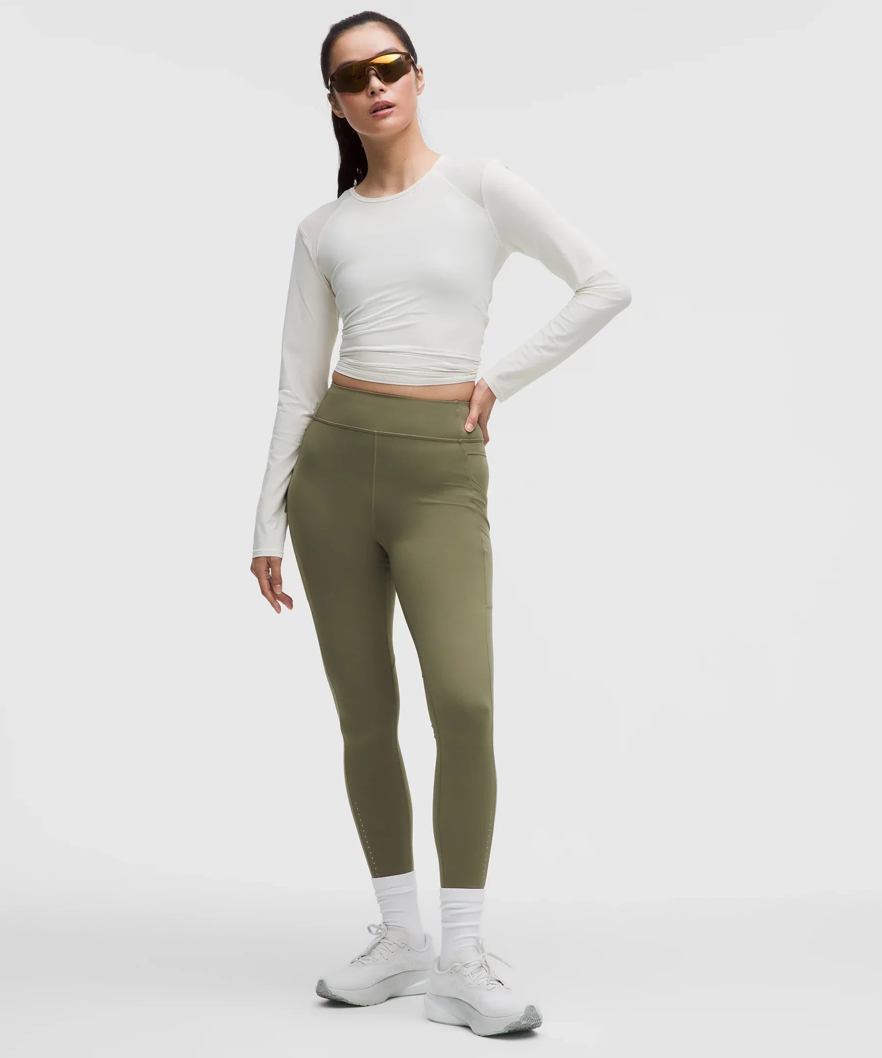 Fast and Free High-Rise Tight 25" Light