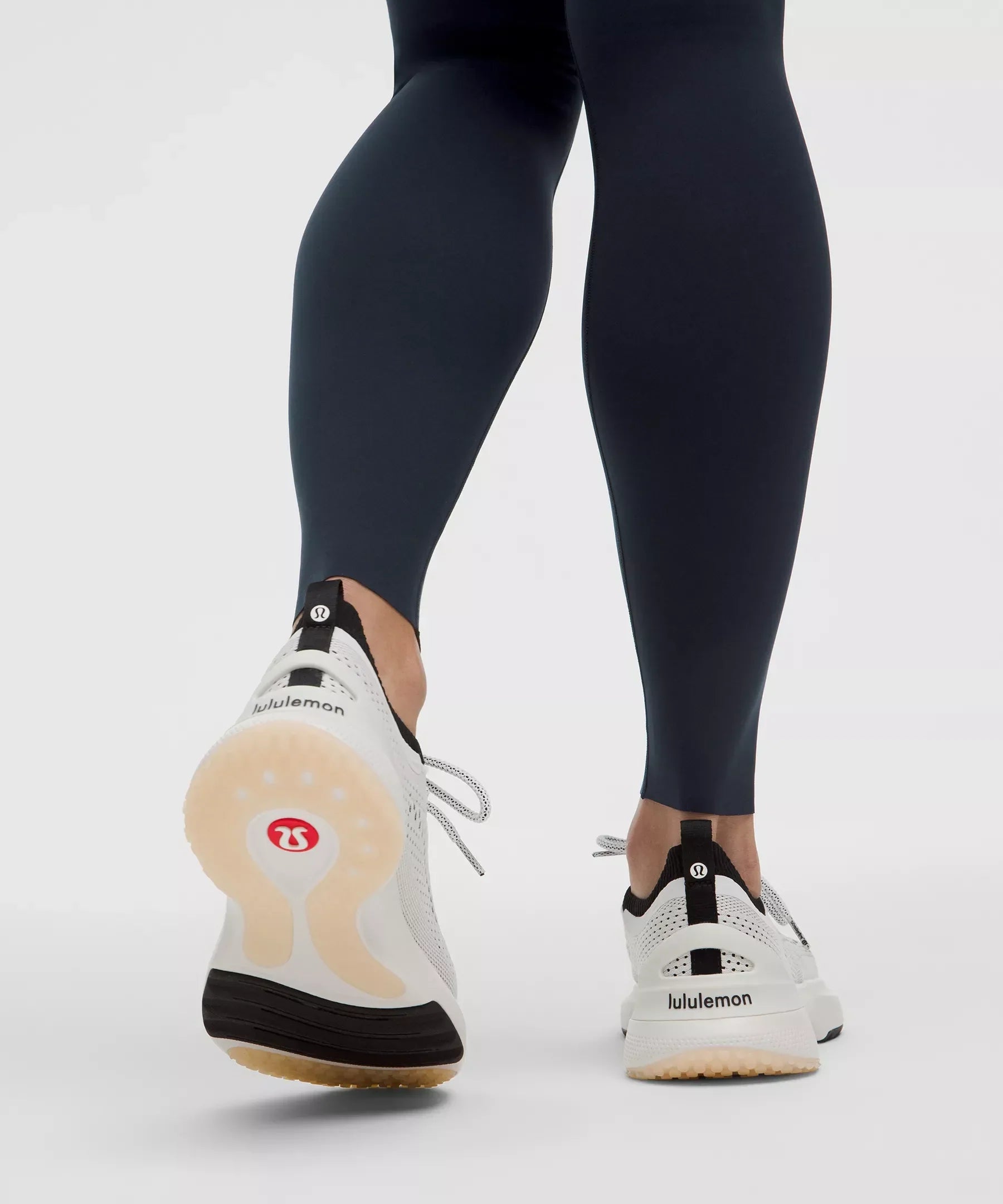 Glow Up Super-High-Rise Tight 28"