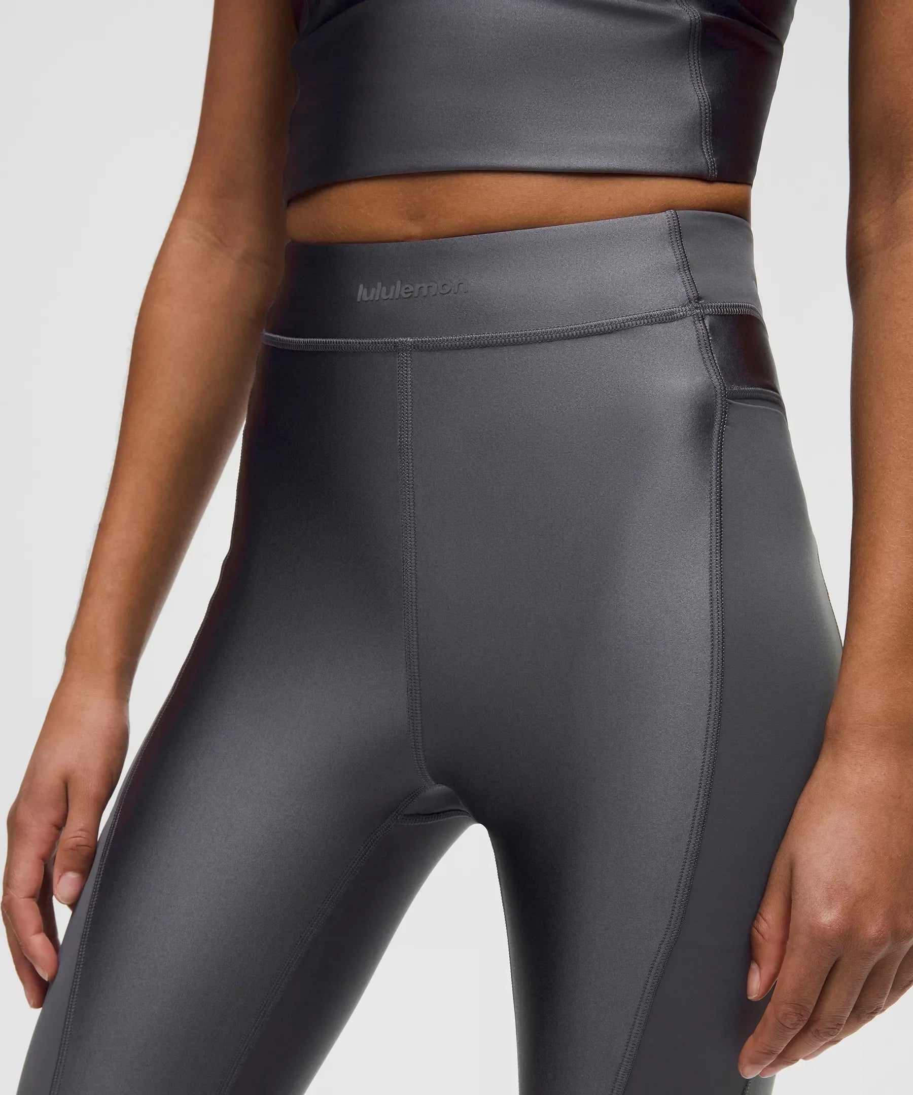 Satin Shine Panelled High-Rise Tight 25"